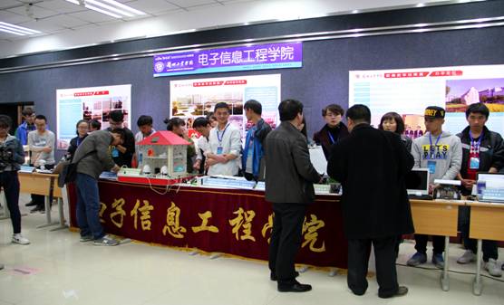 C:\Documents and Settings\Administrator\妗岄潰\鎸戞垬鏉?.jpg